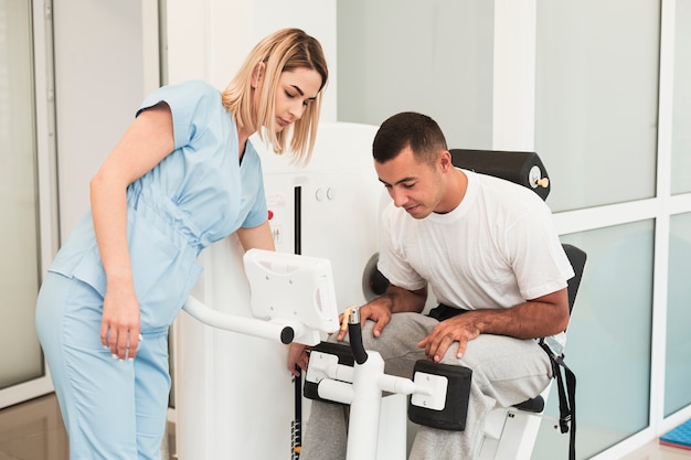 Jakie są najnowsze metody rehabilitacji ortopedycznej po operacjach?